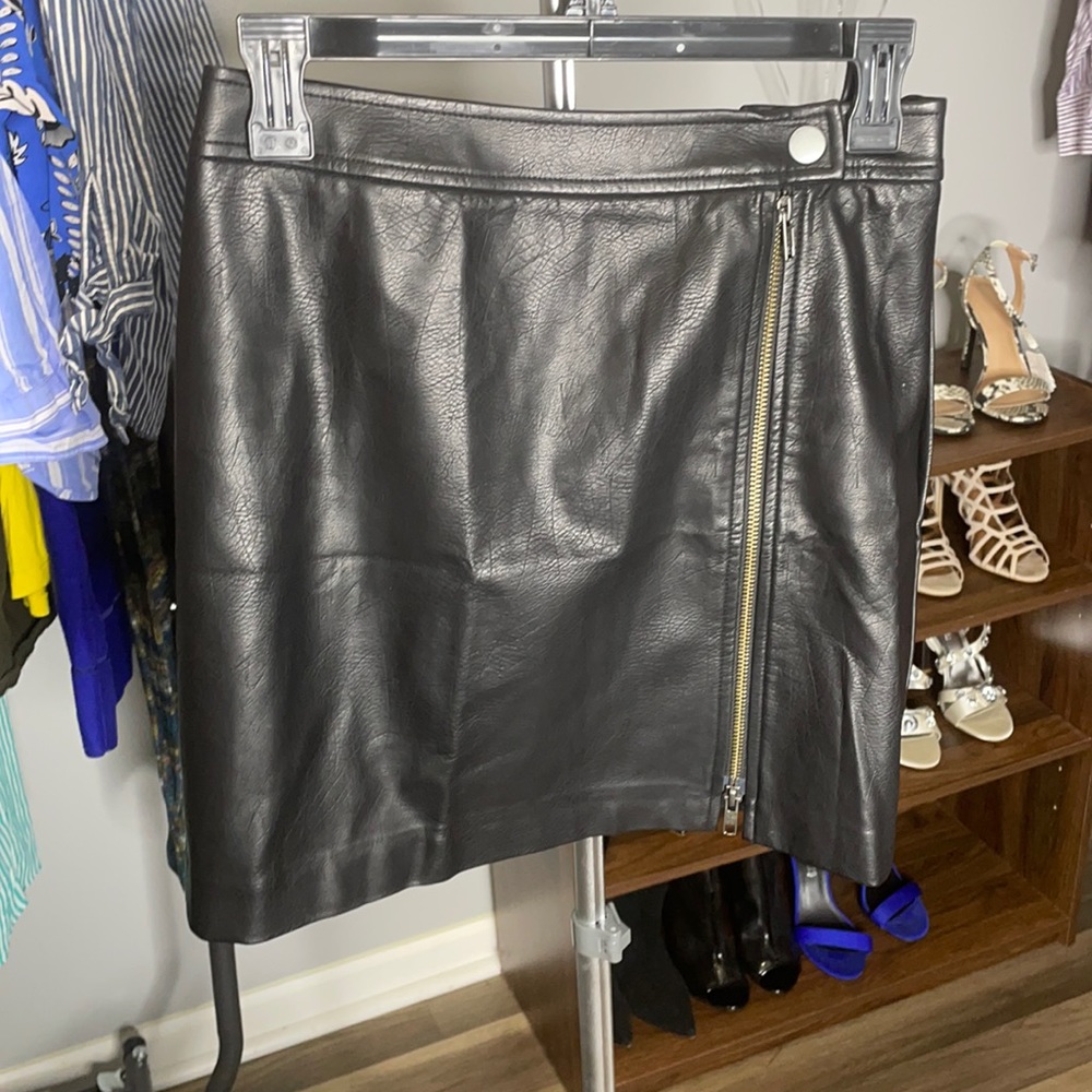 Keith black leather mini skirt size XS